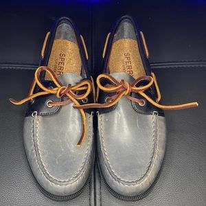 Mens grey black & brown sperrys top sliders